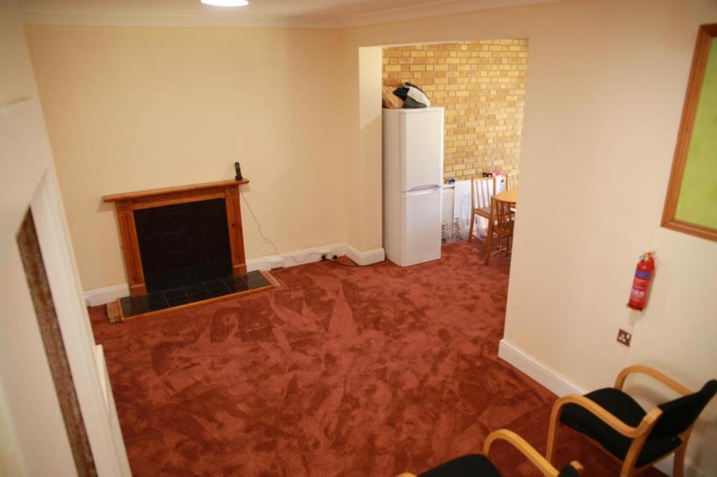 Appartement Congress Road Abbeywood à Abbey Wood Extérieur photo