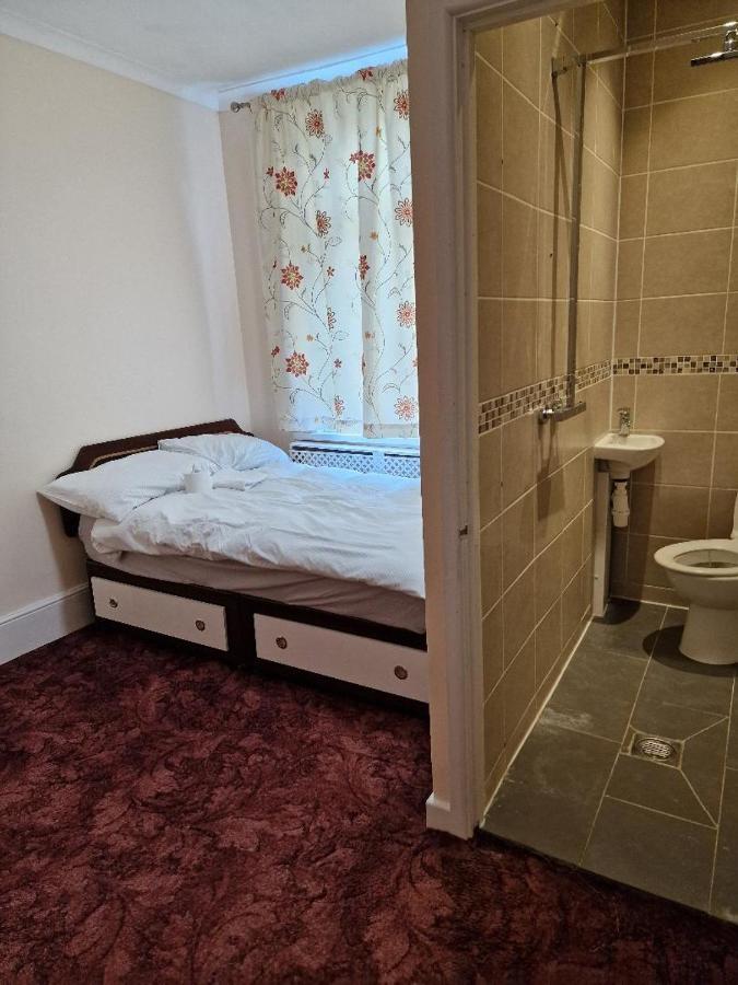 Appartement Congress Road Abbeywood à Abbey Wood Extérieur photo